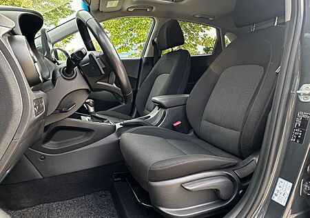 Hyundai Kona 1.6CRDi Mild-HybrPrim-SHZ-NAVI-Schiebed-AHK