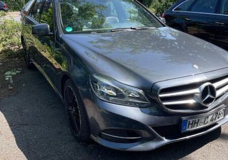 Mercedes-Benz E 200 BlueTEC -
