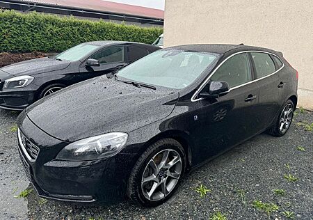 Volvo V40 Ocean Race *2.Hand*AHK*190-PS*