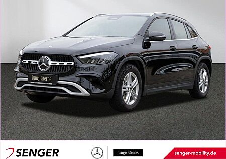 Mercedes-Benz GLA 200 Rückfahrkamera MBUX-Navi Sitzhzg LED AHK