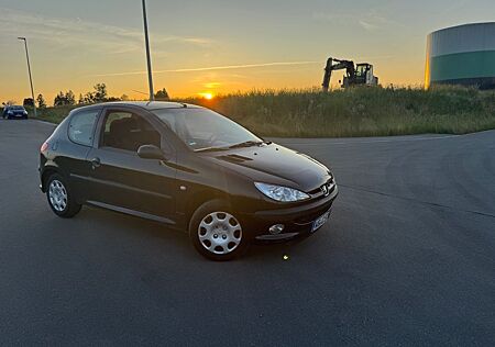 Peugeot 206 1.4 75PS