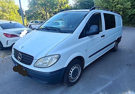 Mercedes-Benz Vito Mixto Van