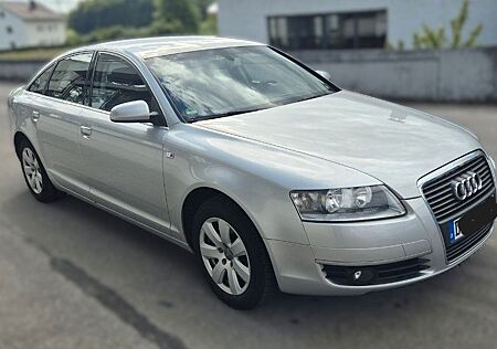 Audi A6 2.4 - V 6 / 8 fach Bereift / Top !!!