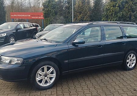 Volvo V70 2.4 Comfort Leder Sitzheizung AHK TÜV neu