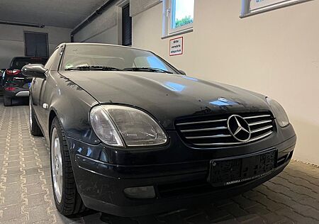Mercedes-Benz SLK 200 -