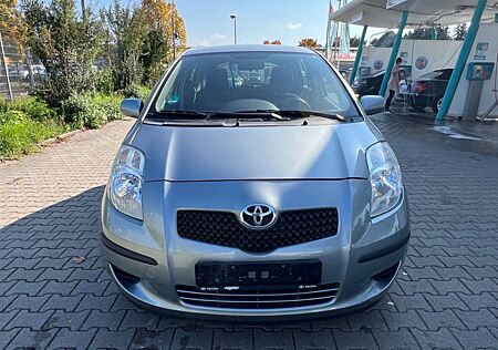Toyota Yaris Sol