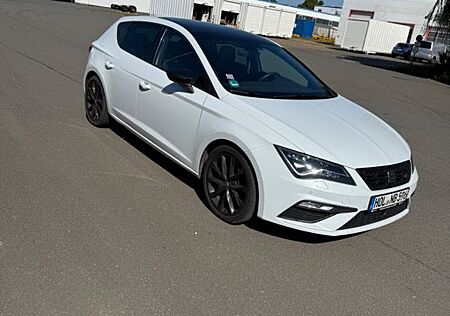 Seat Leon 1.5 TSI ACT 110kW FR Black Matt DSG Spo...