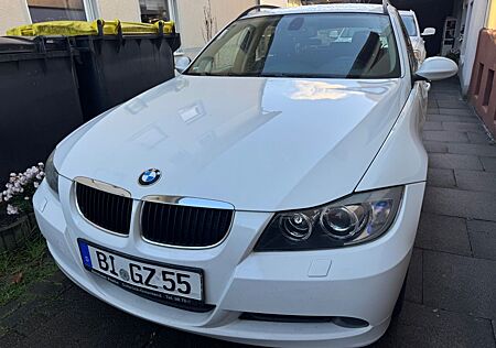 BMW 318d Touring -