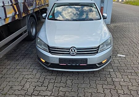 VW Passat Volkswagen 2.0 TDI 125kW Exclusive BlueMotion Te...