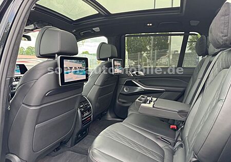 BMW X7 xDr 40d M-Sport 3xTV/NightV/B&W/SKY/Laser/EDP