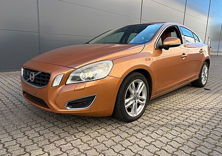 Volvo S60 gebraucht kaufen Volvo S60 1.6 T4 Summum NR. 2550