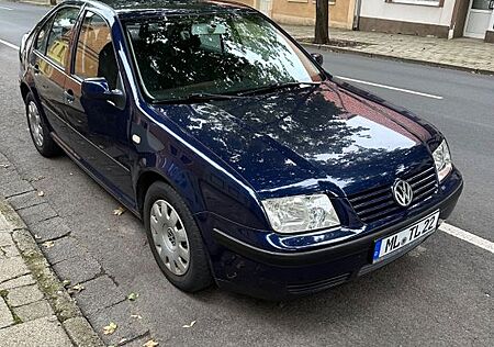 VW Bora Volkswagen 1.6, 2.Hand, Tüv NEU