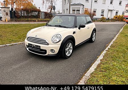 Mini Cooper D , Xenon, Navi, T-Leder, Glasdach,..