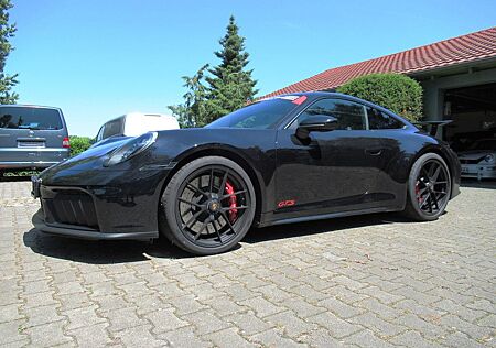 Porsche 992 .2 GTS coupe aerokit