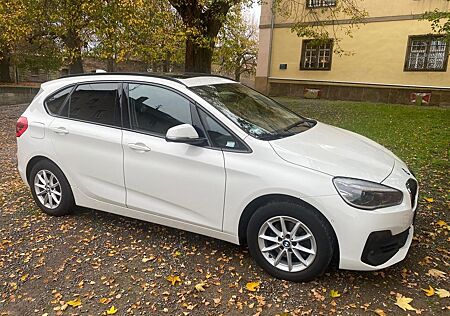 BMW 218i Active Tourer, Automatik, PANO, Navi