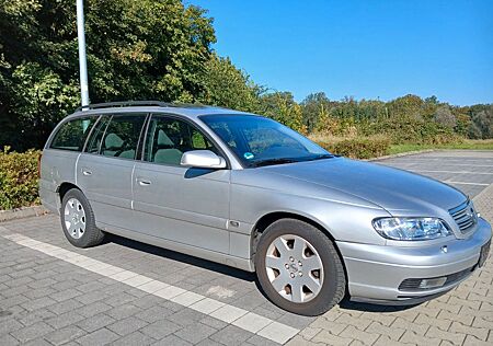 Opel Omega 2.2 16V Elegance Elegance