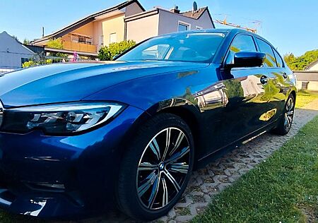 BMW 330i Sport Line