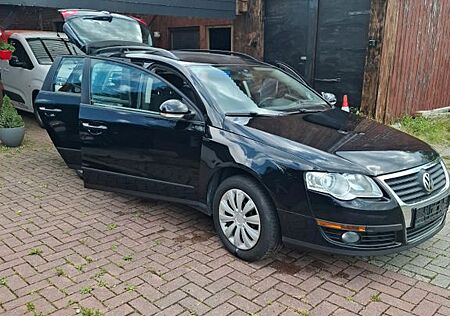 VW Passat Variant Volkswagen 1.4 TSI Trendline Variant Tre...