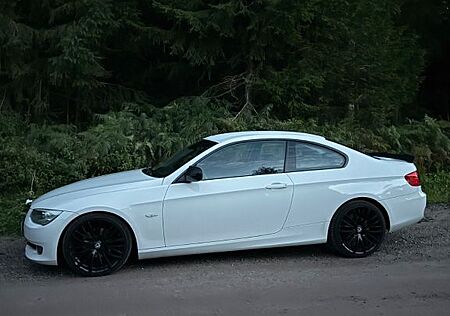 BMW 320i Coupé M Sport Edition M Sport Edition