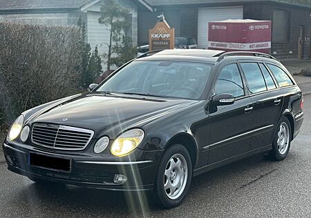 Mercedes-Benz E 320 T AVANTGARDE|AUTOMATIK |VAA|