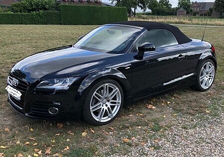 Audi TT Roadster 2.0 TFSI S tronic quattro s-line