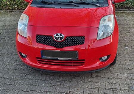 Toyota Yaris 1,0-l-VVT-i -