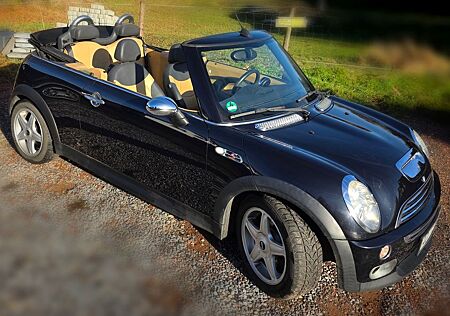 Mini Cooper S Cabrio Cooler mit Sonderausstattung