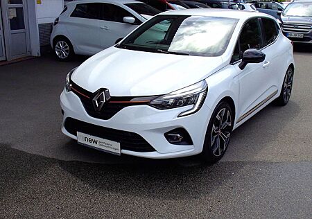 Renault Clio INTENS E-TECH 140