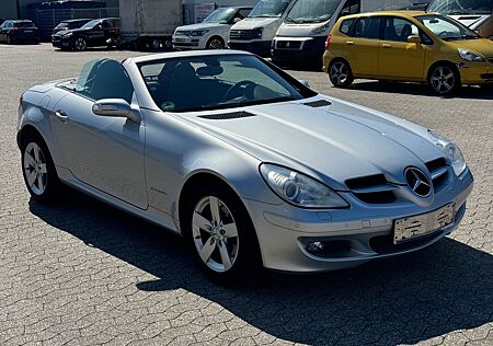 Mercedes-Benz SLK 200 KOMPRESSOR - Automatik - Leder - 2x PDC