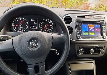 VW Tiguan Volkswagen 1.4 TSI 90kW , Scheckheft, Tüv, Navi uvm.