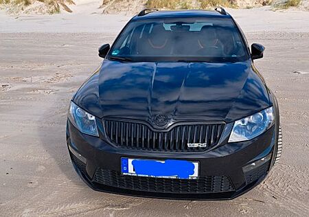 Skoda Octavia 2.0 TDI DSG RS Combi RS