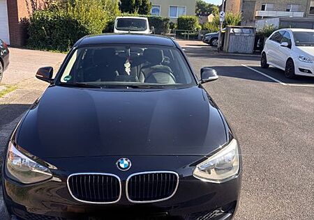 BMW 116i Sport Line Sport Line