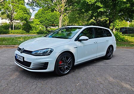 VW Golf Volkswagen 2.0 TDI BMT GTD Variant GTD