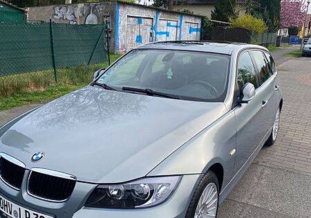 BMW 320i E91 mit TÜV