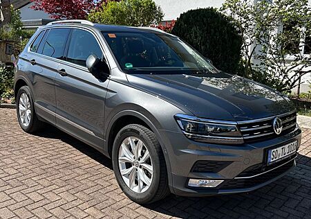 VW Tiguan Volkswagen 2.0 TSI DSG Highline 4M AHK PANO NAV LED