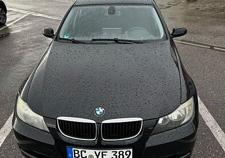 BMW 320i (neu) -