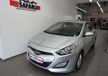 Hyundai i30 Trend 2.Hd Klima PDC Scheckheft TÜV NEU++++