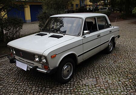 Lada 21061 1500s DDR Oltimer