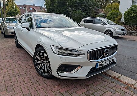 Volvo V60 D4 Inscription-8fach-Reif.-Brems.+ Insp. neu