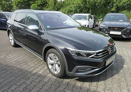 VW Passat Alltrack Volkswagen Passat Variant Alltrack 2.0 TSI DSG 4MOTION NAVI