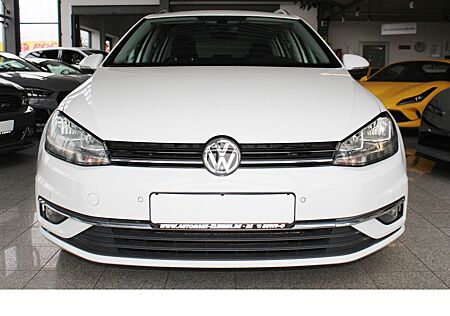 VW Golf Volkswagen Variant 1.6 TDI NAVI*PDC*TELE