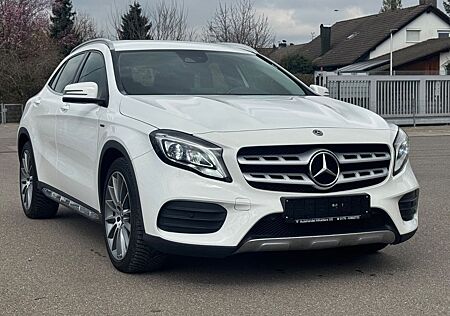 Mercedes-Benz GLA 200 AMG Line *LED*RFK*Leder*EU6*
