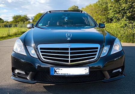 Mercedes-Benz E 350 CGI T AMG TV Keyless Panorama Interface