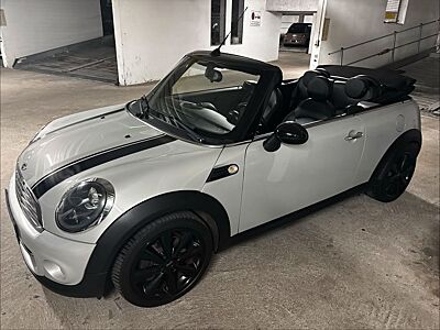 MINI Cooper Cabrio 122ps Tempomat Leder Xenon