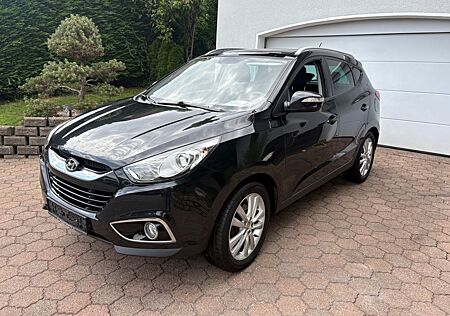 Hyundai ix35 PREMIUM AWD,AHK,AUTOMATIK,1.HAND