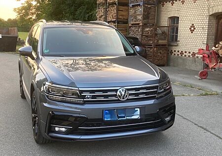 VW Tiguan Allspace Volkswagen 2.0 TDI R-Line 4 Motion