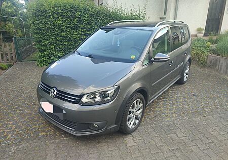 VW Touran Volkswagen Cross 2.0 TDI - DSG - Anhängerkupplung