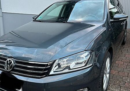 VW Passat Variant Volkswagen Passat 2.0 BlueTDI Highline Napa Voll AHK Bi-Xen