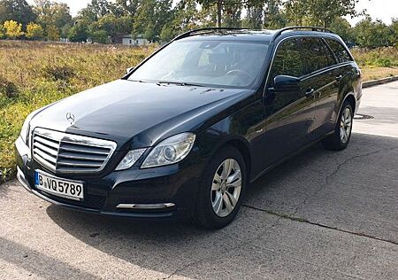 Mercedes-Benz E 220 CDI Daimler