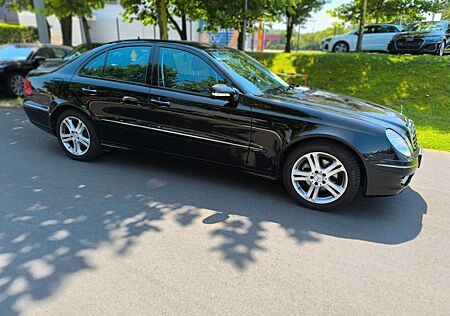 Mercedes-Benz E 280 AVANTGARDE Avantgarde